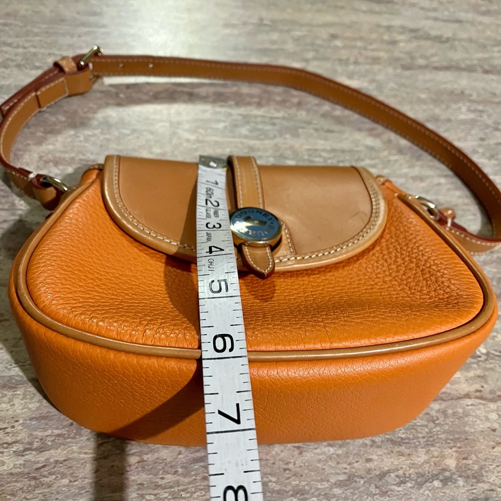 Dooney & Bourke pebble grain satchel - Picture 10 of 16